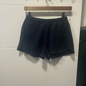 Brandy Melville shorts